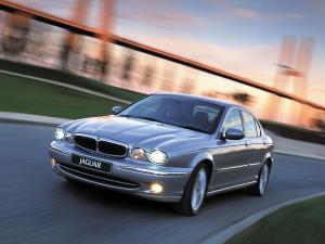 Jaguar X-Type 2002 года